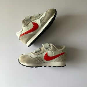 NIKE kids shoes 8C velcro straps like new